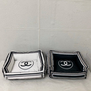 Unique CC Vibrant Bed