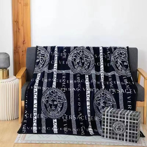 Comfortable Puppy Sleek Blankets
