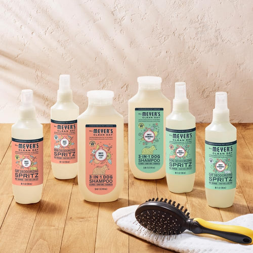 Mrs. Meyer’s White Peach Dog Deodorizing Spray