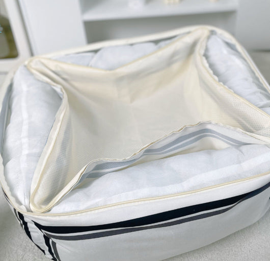 Unique CC Vibrant Bed
