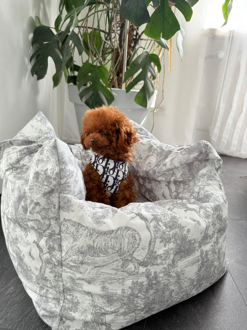 DD  Dog Car Rawcut Seat