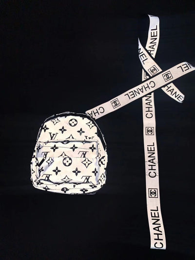 Pet Sassy Bag