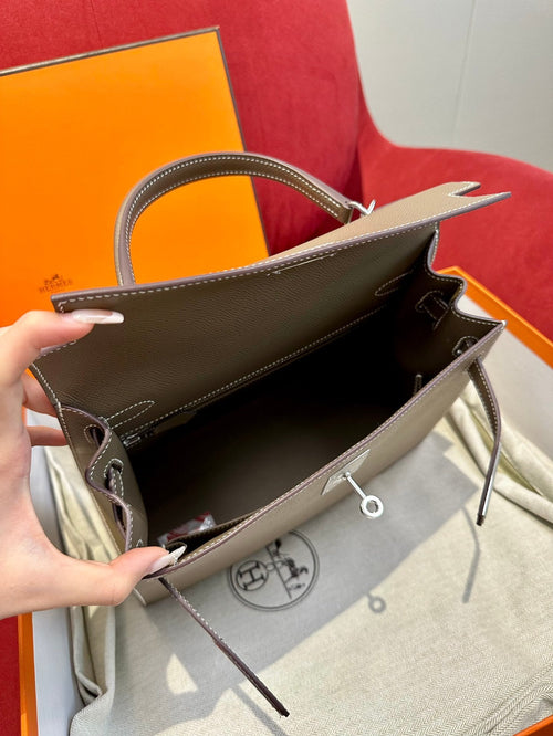 Kelly 28 Etoupe Luxury Bag