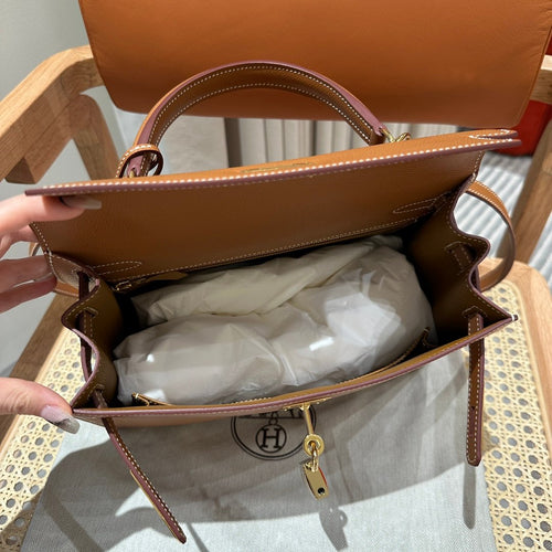 Kelly 28 Gold Luxury Bag