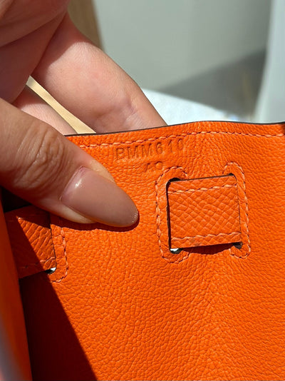 Kelly 28 Feu Orange Luxury Bag