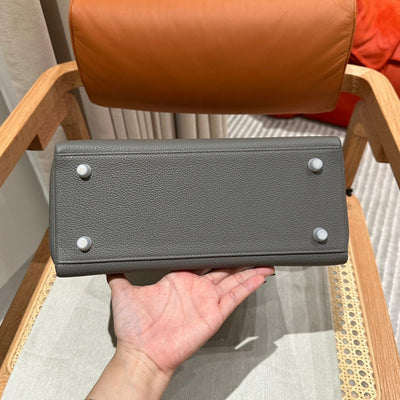Kelly 28 Gris Meyer Luxury Bag