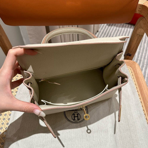 Kelly 25 Carie Calfskin With Gold Buckleluxury Bag