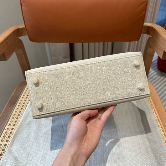 Kelly 25 Craie Gold Buckle Luxury Bag